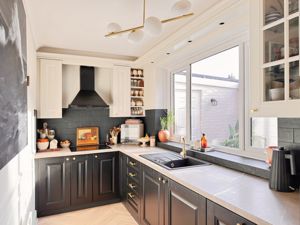 Photo 8- click for photo gallery